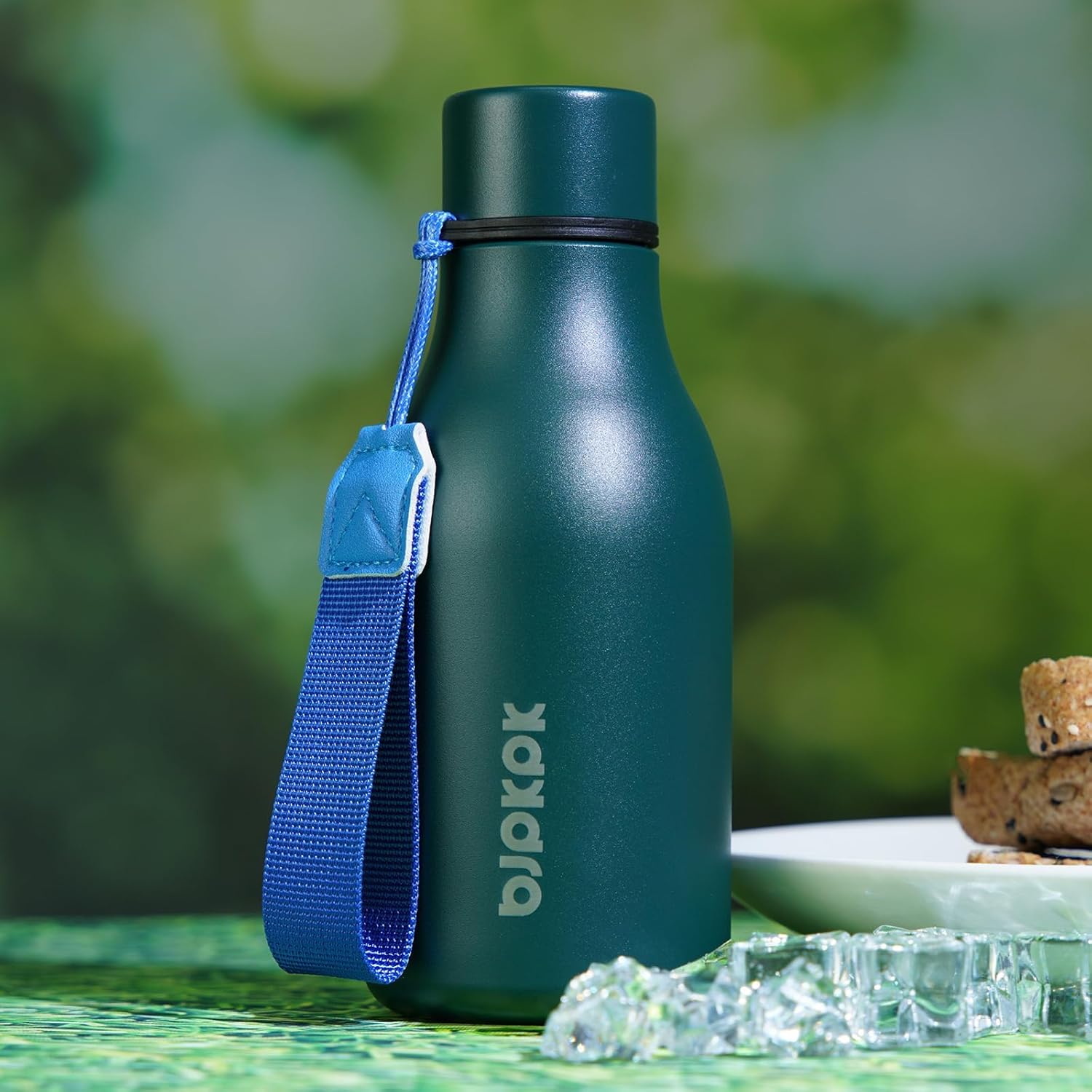 BJPKPK Insulated Water Bottles, 12oz Stainless Steel Metal Water Bottle with Strap, BPA Free Leak Proof Thermos, Mugs, Flasks, Reusable Water Bottle for Sports & Travel In Green